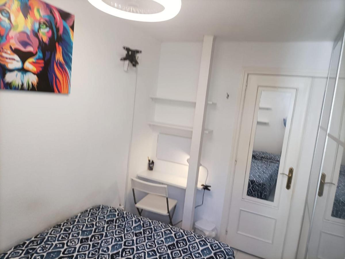 Habitacion En Chueca, Centro De Madrid Buitenkant foto